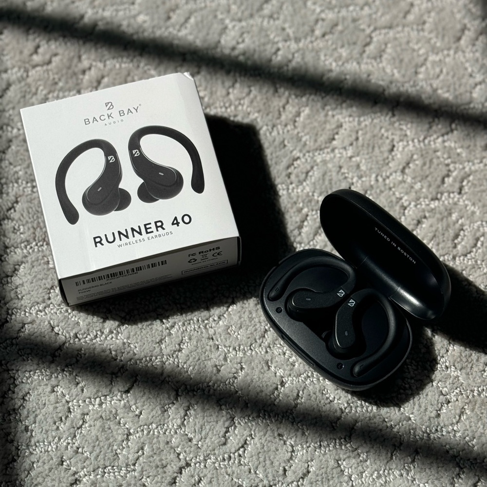 Runner 40 - Secure-Fit Wireless Earbuds